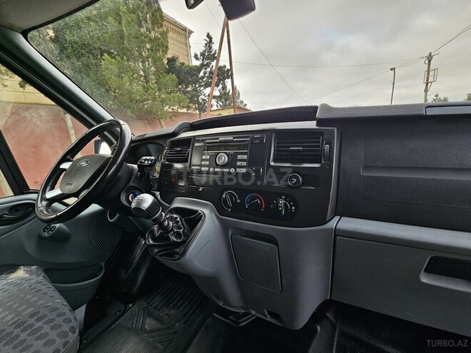 Ford Transit 2009, 230,000 km - 2.4 л - Bakı