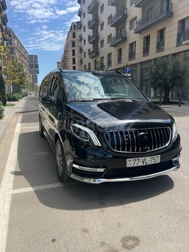 Mercedes  2017, 99,000 km - 2.0 l - Bakı