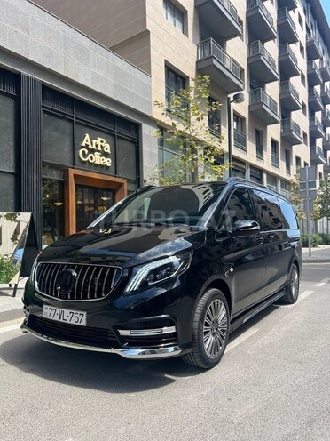 Mercedes  2017, 99,000 km - 2.0 l - Bakı