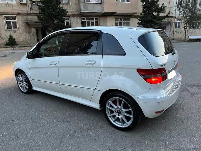 Mercedes B 170 2011, 135,000 km - 1.7 л - Sumqayıt