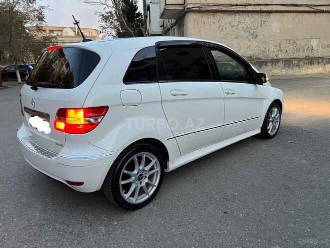 Mercedes B 170 2011, 135,000 km - 1.7 л - Sumqayıt
