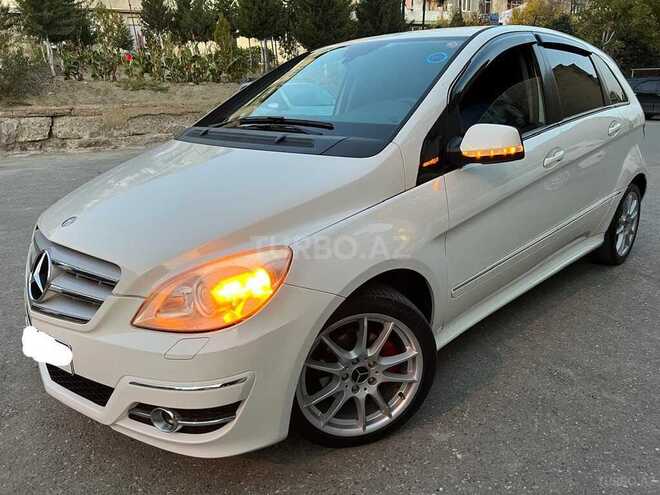 Mercedes B 170 2011, 135,000 km - 1.7 л - Sumqayıt