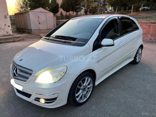 Mercedes B 170 2011, 135,000 km - 1.7 л - Sumqayıt