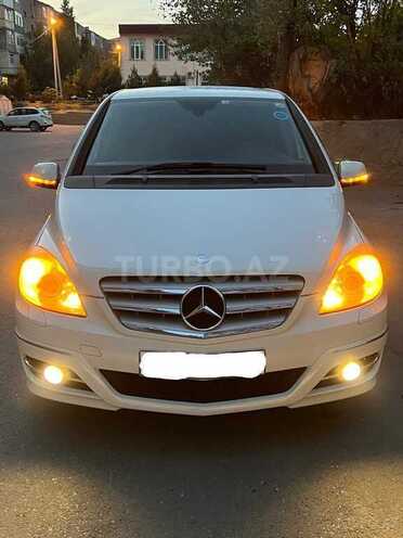 Mercedes B 170 2011, 135,000 km - 1.7 л - Sumqayıt