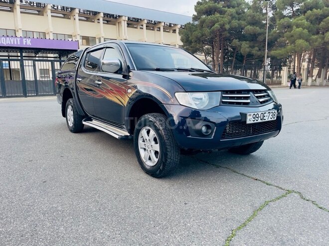 Mitsubishi L200 2013, 248,000 km - 2.5 l - Sumqayıt