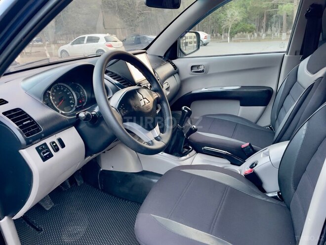 Mitsubishi L200 2013, 248,000 km - 2.5 l - Sumqayıt