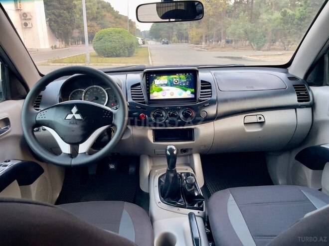 Mitsubishi L200 2013, 248,000 km - 2.5 l - Sumqayıt