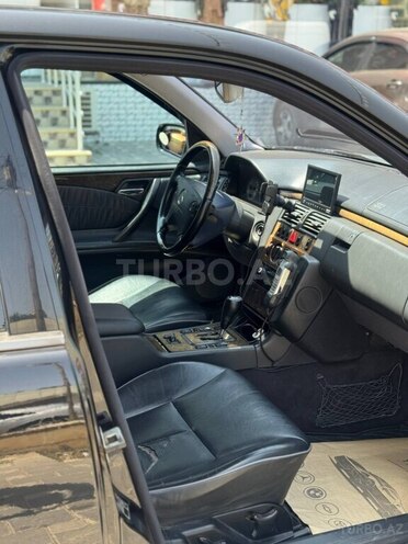 Mercedes E 240 1999, 458,000 km - 2.4 l - Bakı