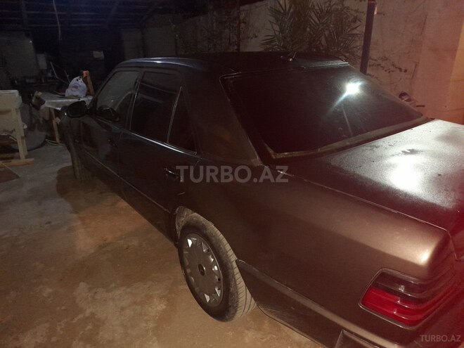 Mercedes 200 E 1987, 300,000 km - 2.0 l - Bakı