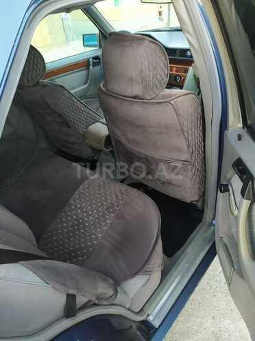 Mercedes E 220 1994, 385,456 km - 2.2 l - Şirvan