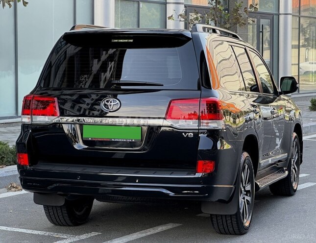 Toyota Land Cruiser 2017, 98,000 km - 4.6 l - Bakı