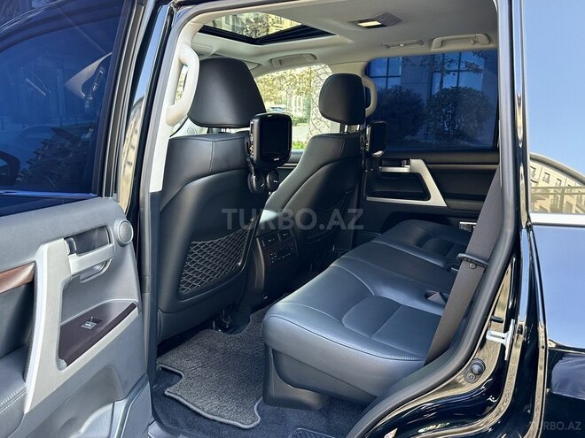 Toyota Land Cruiser 2017, 98,000 km - 4.6 l - Bakı