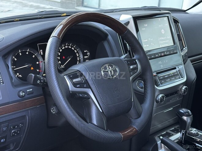 Toyota Land Cruiser 2017, 98,000 km - 4.6 l - Bakı