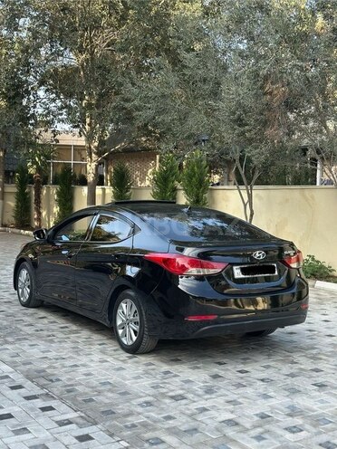Hyundai Elantra 2015, 137,000 km - 1.8 l - Bakı