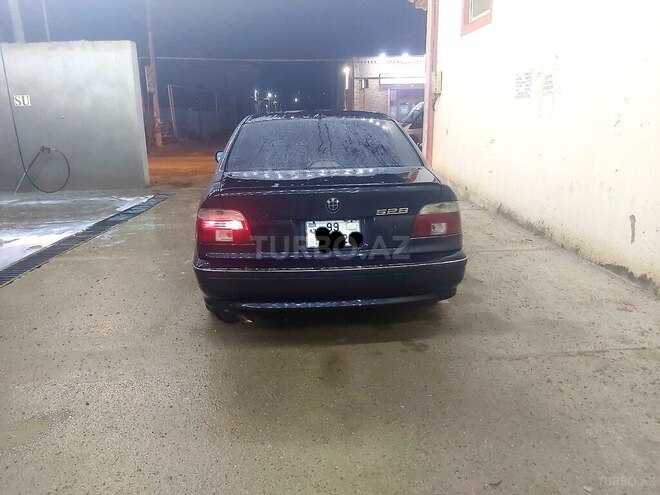 BMW 528 1997, 357,400 km - 2.8 л - Bakı