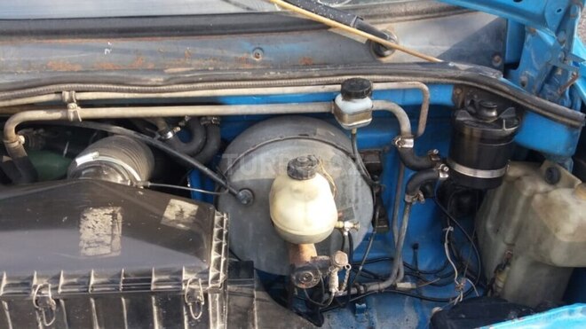 Mercedes 609 D 1992, 364,000 km - 4.0 l - Quba