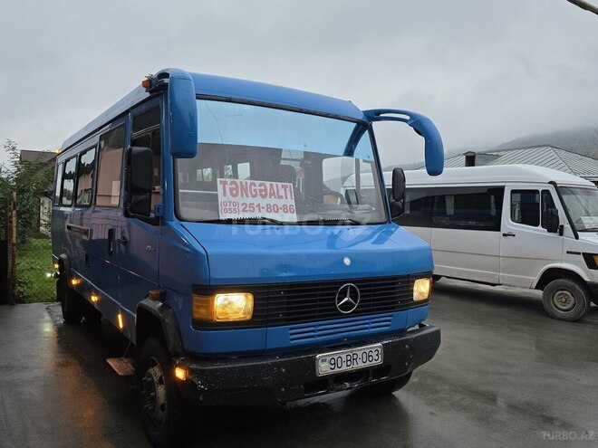 Mercedes 609 D 1992, 364,000 km - 4.0 l - Quba