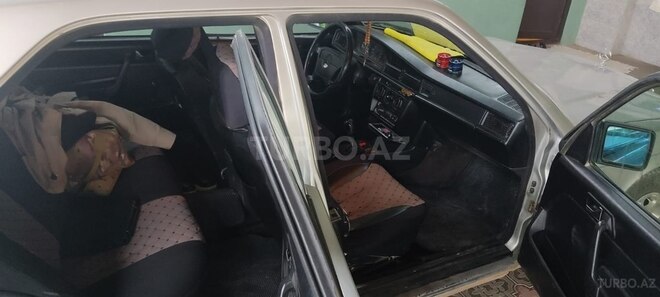 Mercedes 190 1993, 600,000 km - 2.3 l - Mingəçevir