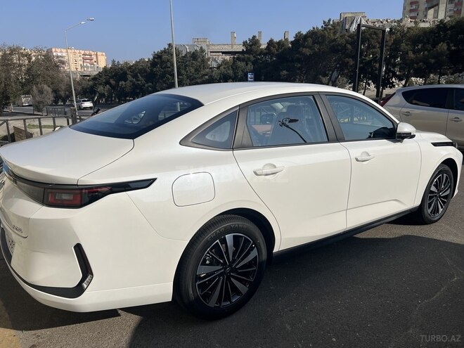 Changan Qiyuan A05 2025, 0 km - 1.5 л - Bakı
