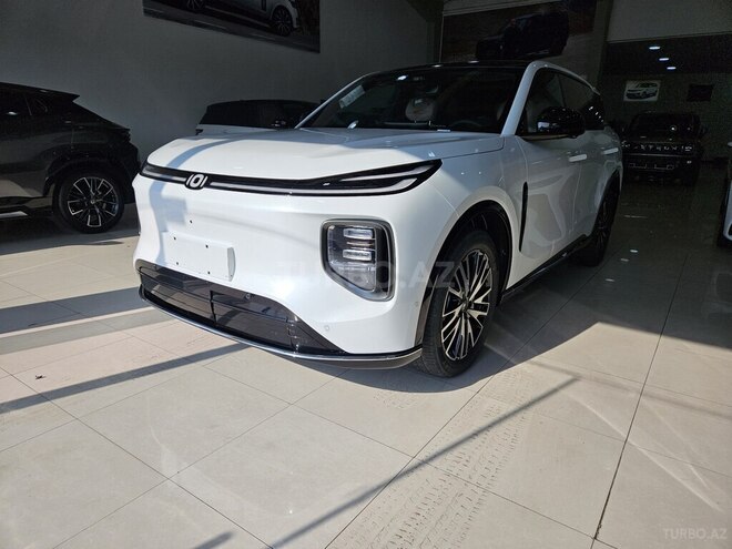 Changan Qiyuan Q07-3