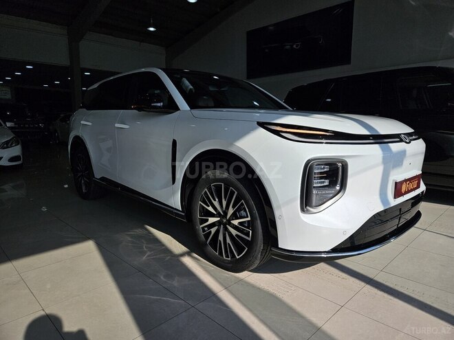 Changan Qiyuan Q07-23