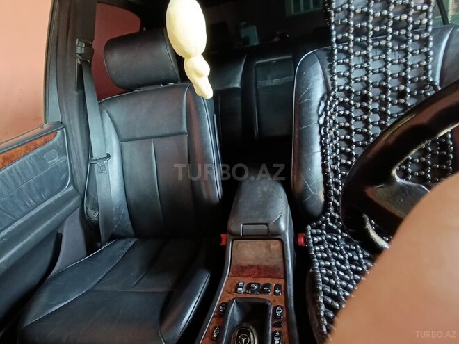 Mercedes E 240 1998, 322,000 km - 2.4 l - Şəki