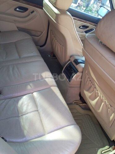 BMW 525 2001, 400,000 km - 2.5 l - Bakı