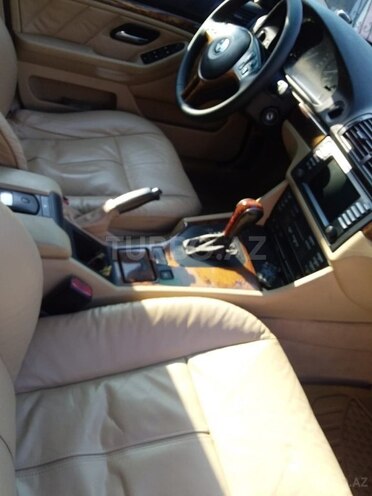 BMW 525 2001, 400,000 km - 2.5 l - Bakı