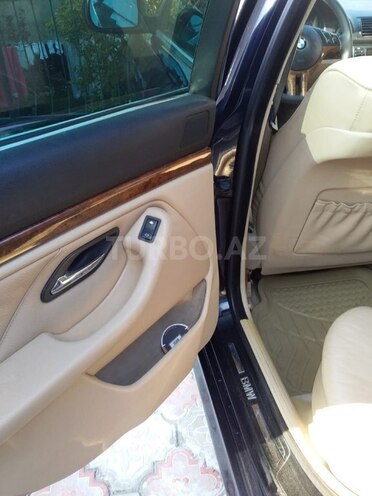 BMW 525 2001, 400,000 km - 2.5 l - Bakı