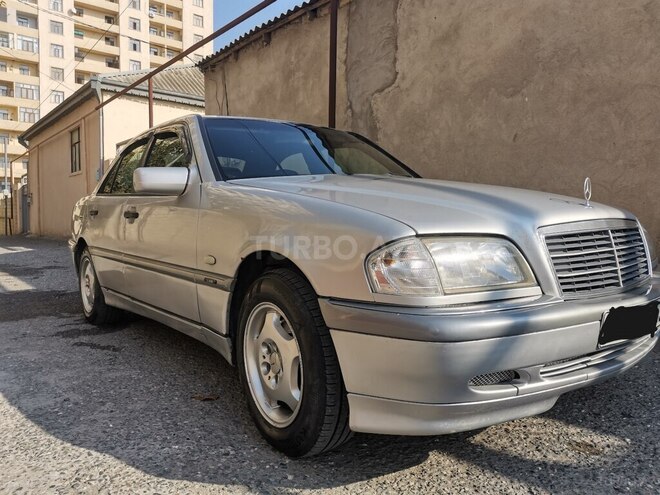 Mercedes C 220 2000, 469,000 km - 2.2 l - Xırdalan