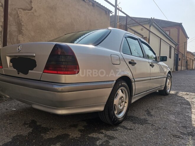 Mercedes C 220 2000, 469,000 km - 2.2 l - Xırdalan