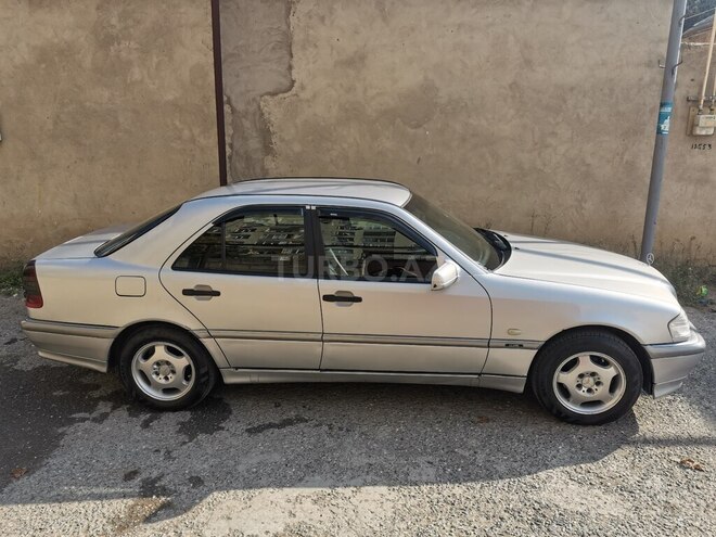 Mercedes C 220 2000, 469,000 km - 2.2 l - Xırdalan