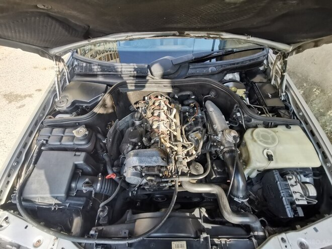 Mercedes C 220 2000, 469,000 km - 2.2 l - Xırdalan