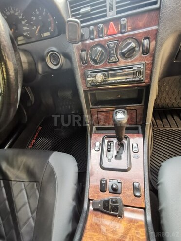 Mercedes C 220 2000, 469,000 km - 2.2 l - Xırdalan