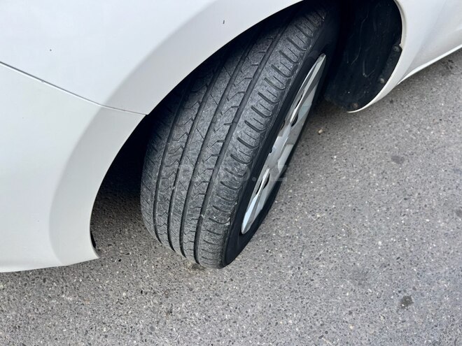 Kia Rio-6