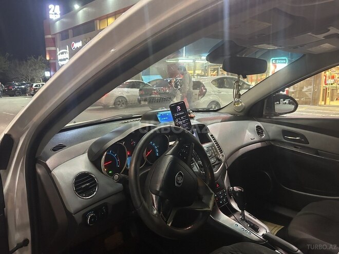 Chevrolet Cruze 2009, 226,000 km - 1.6 л - Sumqayıt