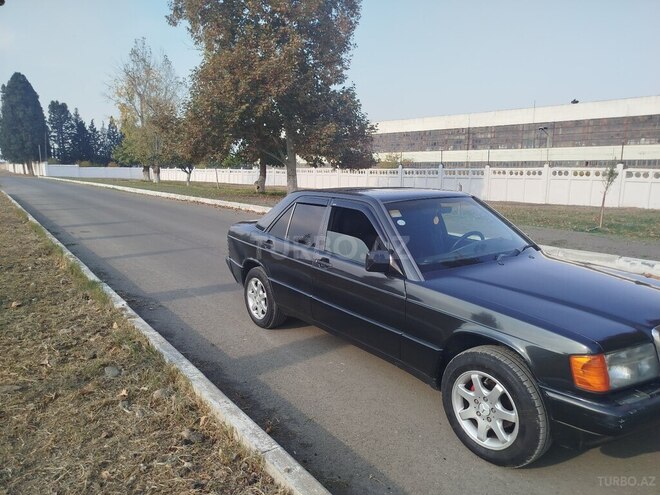 Mercedes 190 1991, 355,000 km - 2.0 l - Gəncə