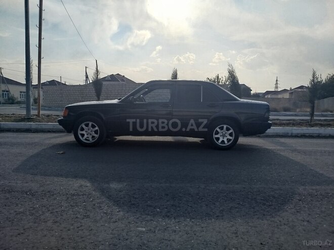 Mercedes 190 1991, 355,000 km - 2.0 l - Gəncə