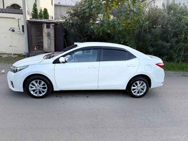 Toyota Corolla 2014, 167,555 km - 1.6 l - Masallı