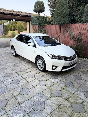 Toyota Corolla 2014, 167,555 km - 1.6 l - Masallı