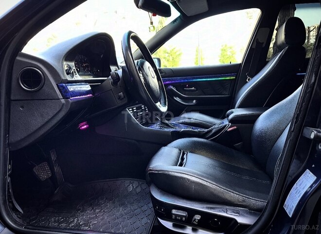 BMW 528 2000, 208,650 km - 2.8 л - Bakı