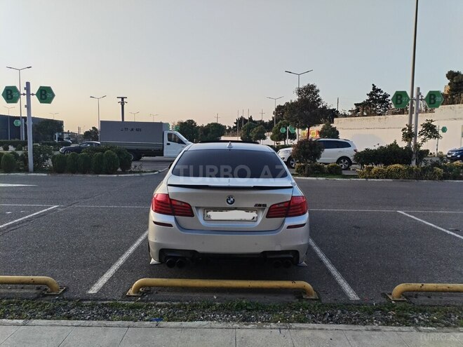 BMW 528 2015, 220,000 km - 2.0 l - Bakı