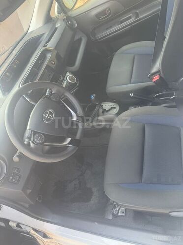 Toyota Aqua 2019, 72,000 km - 1.5 л - Bakı