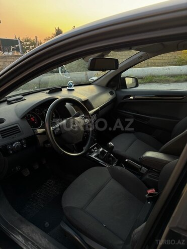 Opel Astra-13