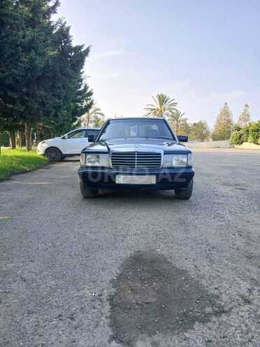 Mercedes 190 1993, 553,000 km - 2.0 l - Astara