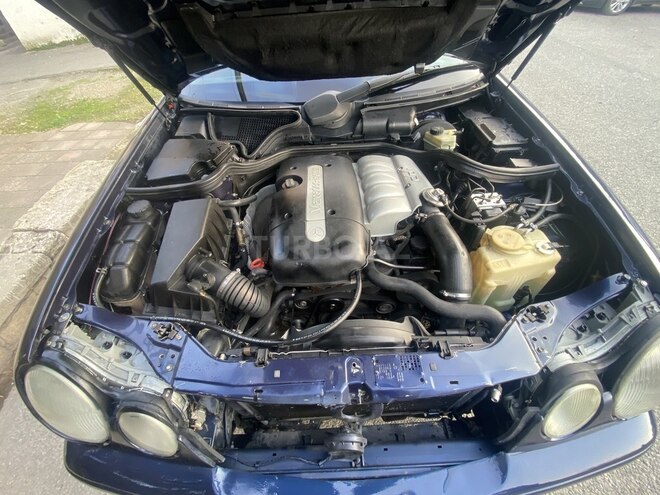 Mercedes E 220 1999, 254,840 km - 2.2 l - Bakı