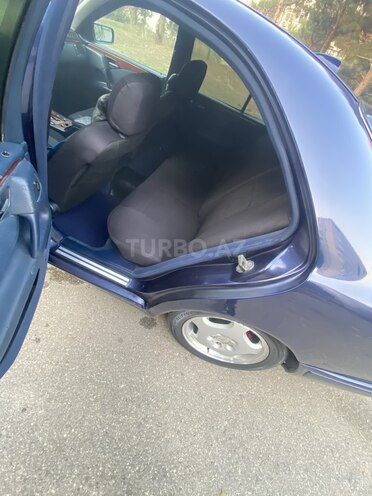 Mercedes E 220 1999, 254,840 km - 2.2 l - Bakı