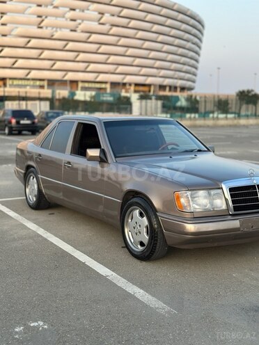 Mercedes 200 E 1990, 280,000 km - 2.0 l - Bakı