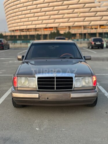 Mercedes 200 E 1990, 280,000 km - 2.0 l - Bakı