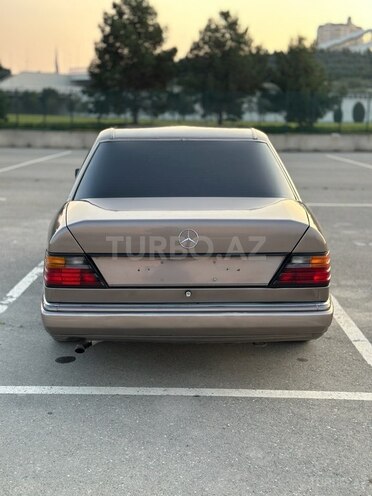 Mercedes 200 E 1990, 280,000 km - 2.0 l - Bakı